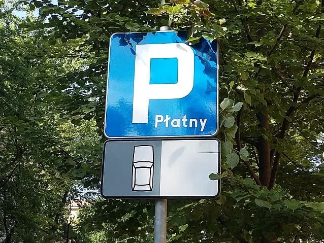 Czy osoby niepełnosprawne muszą płacić za parking? Ważne informacje
